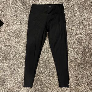 Adidas black leggings in great condition.